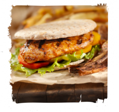 Burger z kurczakiem barbecue w picie