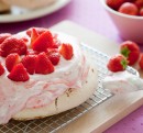 Strawberry pavlova